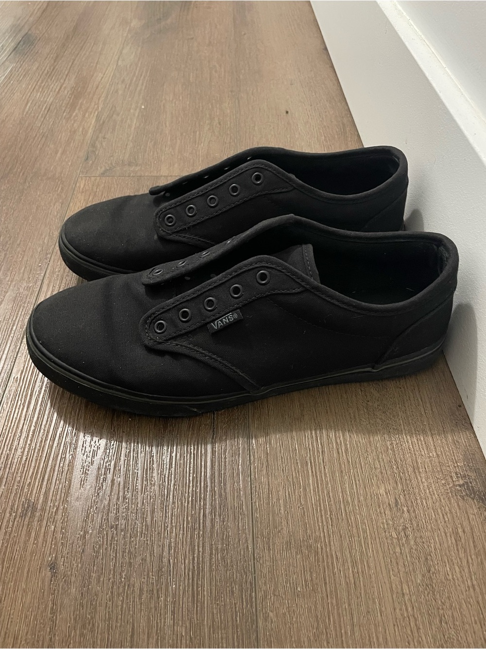 Vans Low-Top Canvas Sneakers - Black